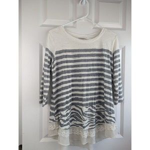 LOGO Lori Goldstein Womens Sz M 3/4 Sleeve White Gray Stripe Tunic Top Lace Hem
